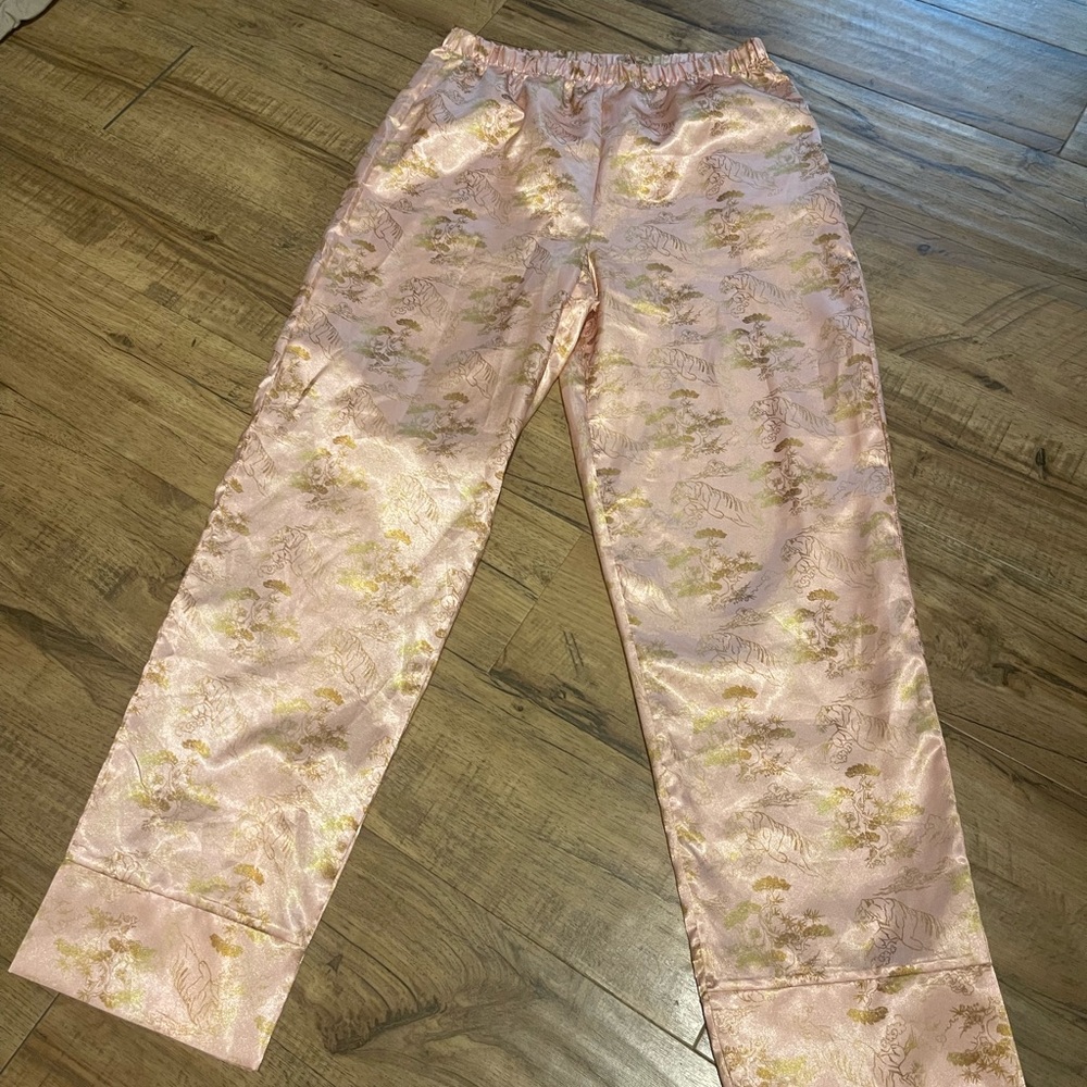 Silky tiger pants